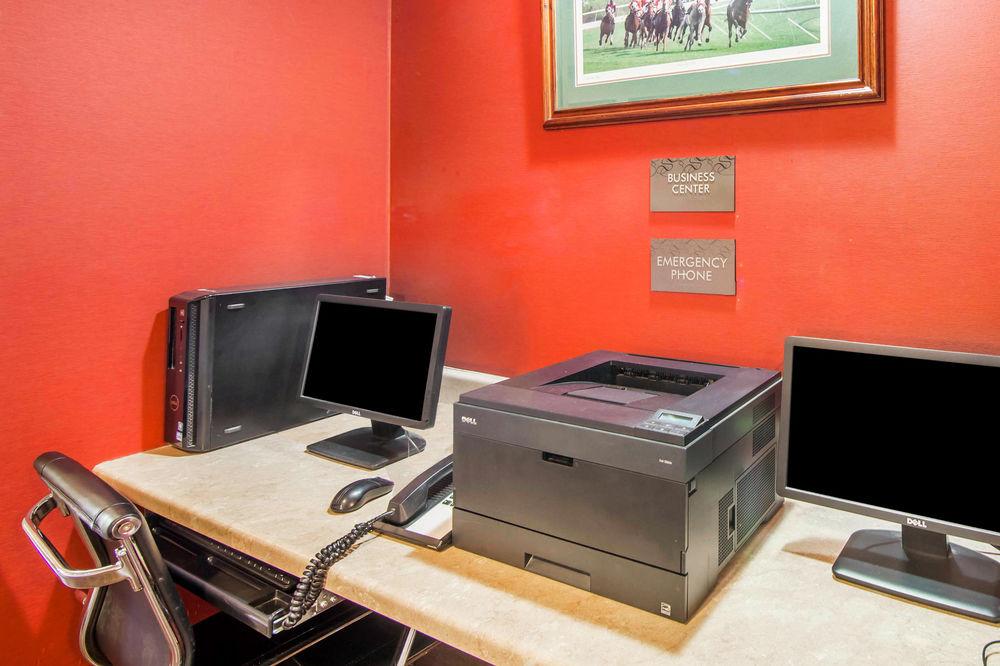 Comfort Suites Keeneland Λέξινγκτον Εξωτερικό φωτογραφία
