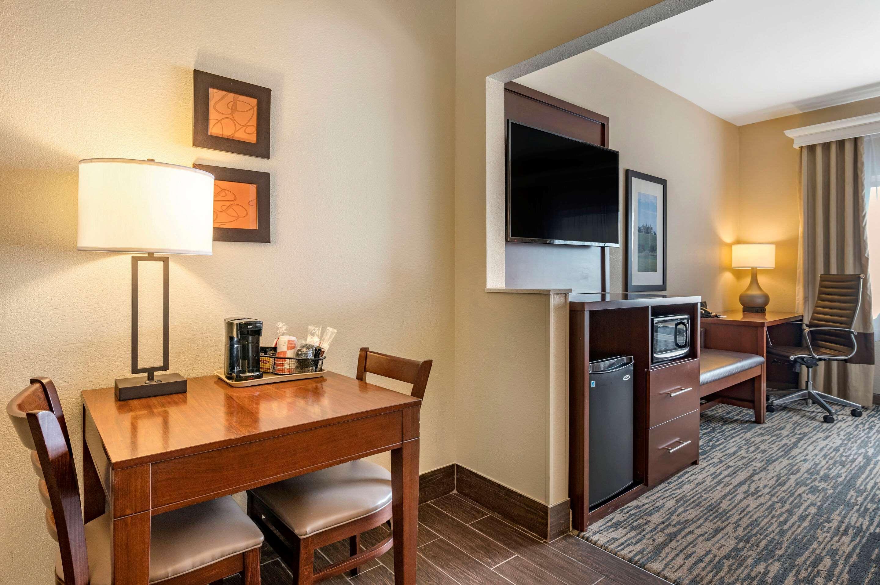 Comfort Suites Keeneland Λέξινγκτον Εξωτερικό φωτογραφία
