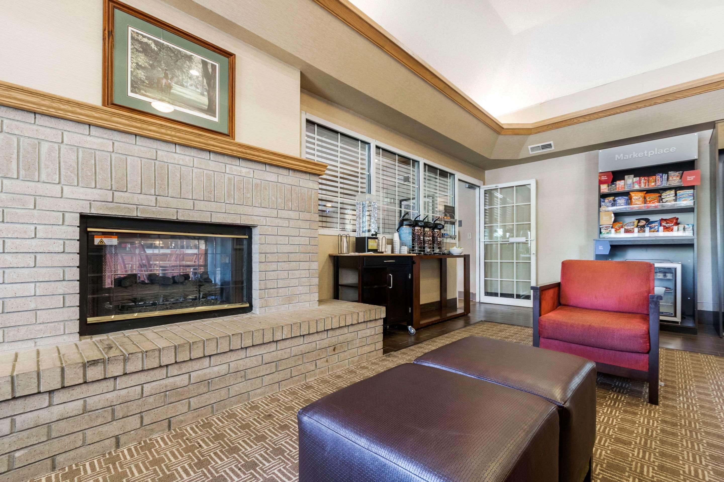 Comfort Suites Keeneland Λέξινγκτον Εξωτερικό φωτογραφία