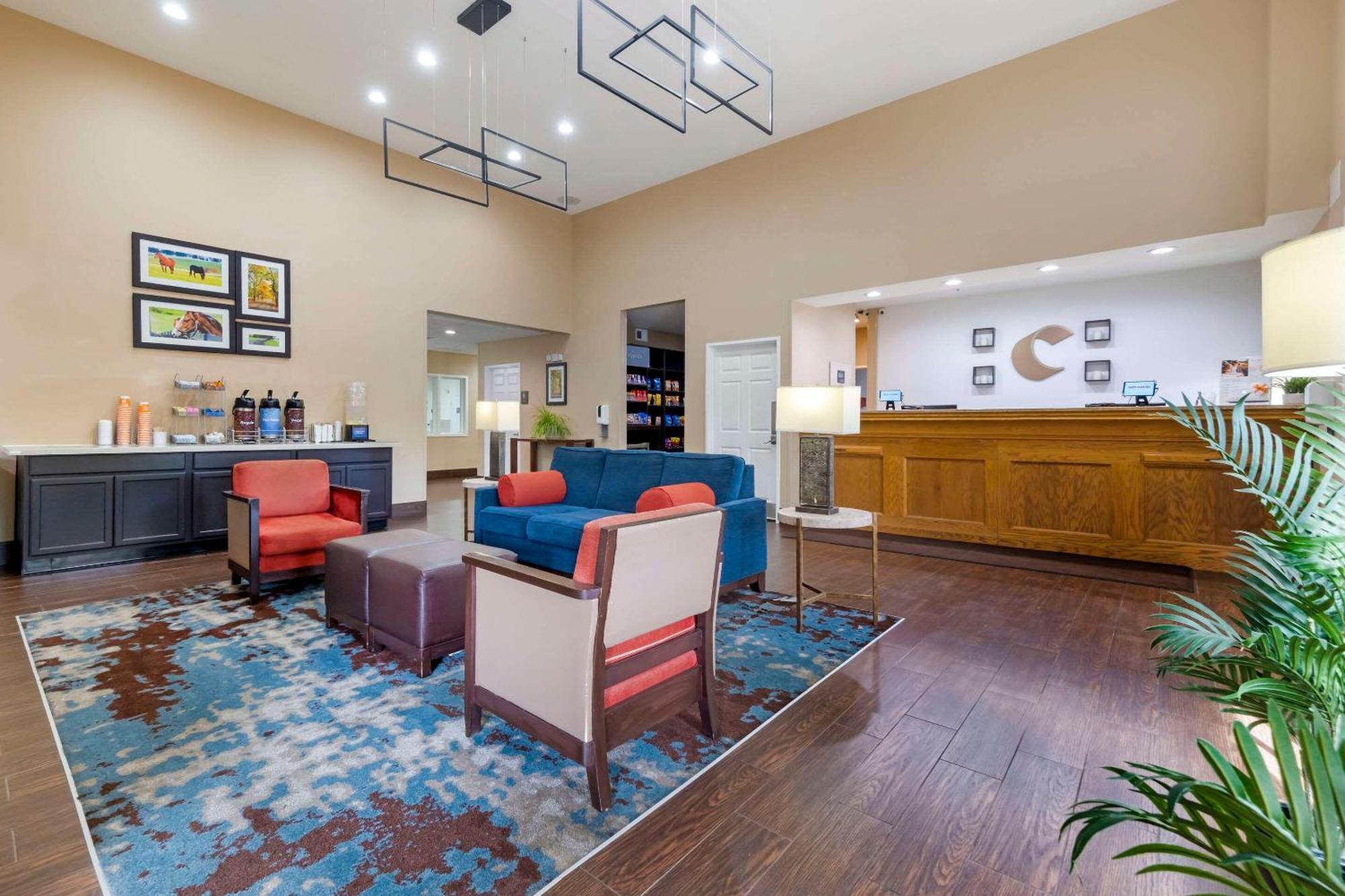 Comfort Suites Keeneland Λέξινγκτον Εξωτερικό φωτογραφία