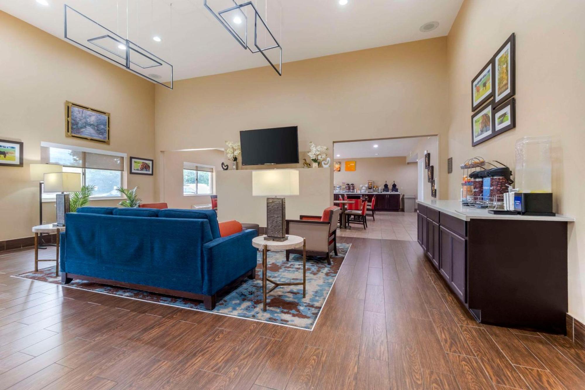 Comfort Suites Keeneland Λέξινγκτον Εξωτερικό φωτογραφία